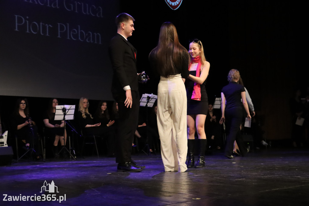 Fotorelacja III: Zakończenie roku szkolnego klas maturalnych I LO w Zawierciu
