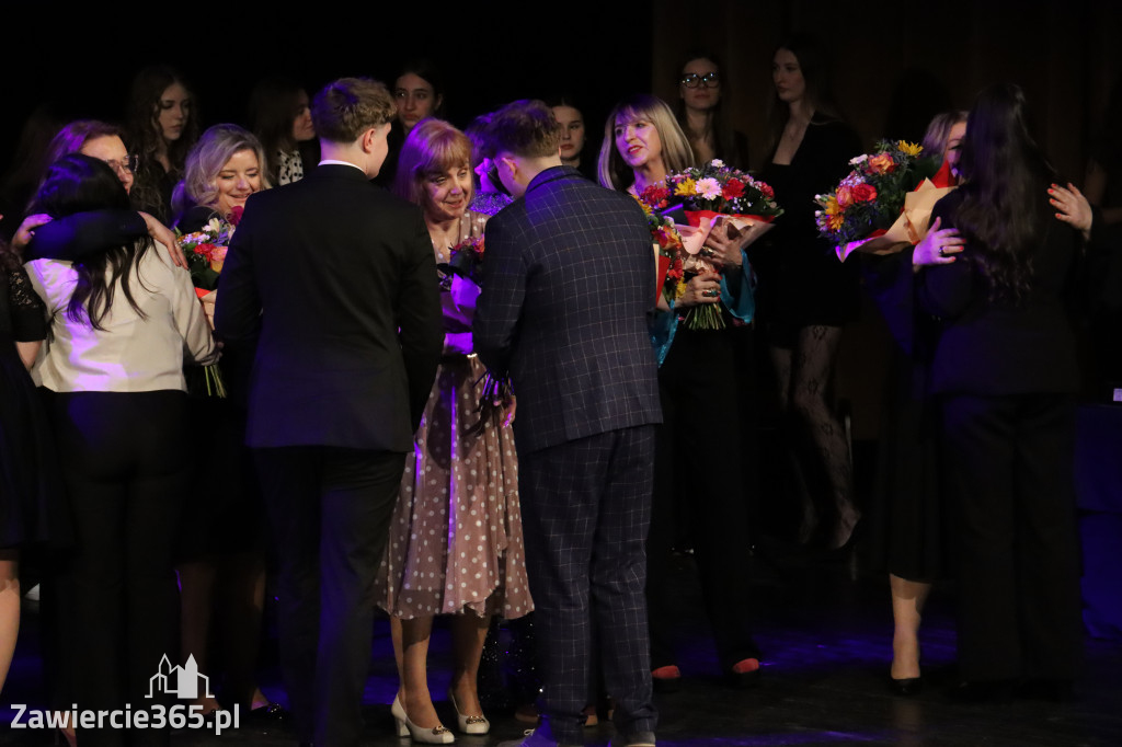 Fotorelacja III: Zakończenie roku szkolnego klas maturalnych I LO w Zawierciu