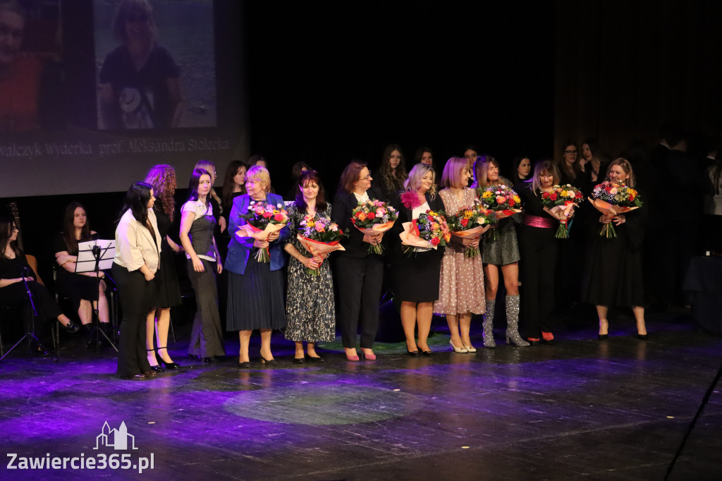 Fotorelacja III: Zakończenie roku szkolnego klas maturalnych I LO w Zawierciu