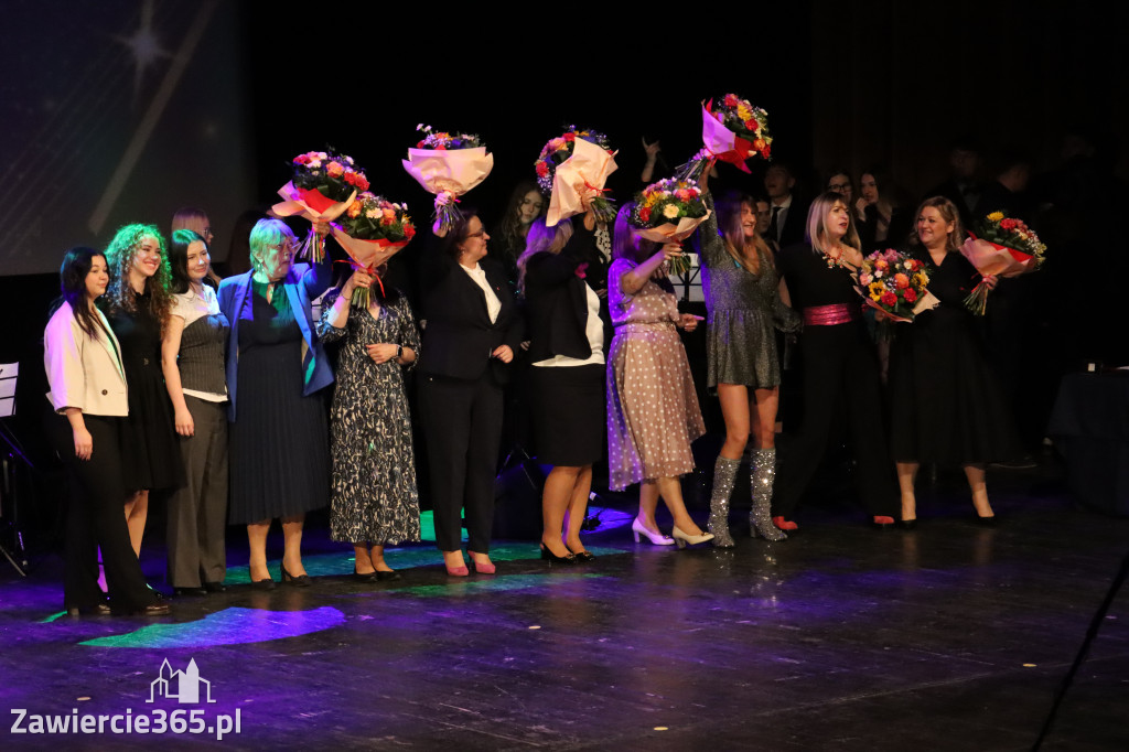 Fotorelacja III: Zakończenie roku szkolnego klas maturalnych I LO w Zawierciu