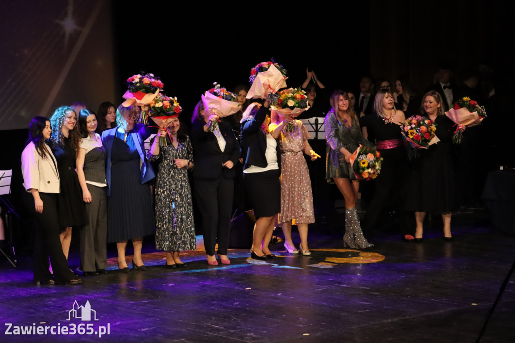 Fotorelacja III: Zakończenie roku szkolnego klas maturalnych I LO w Zawierciu