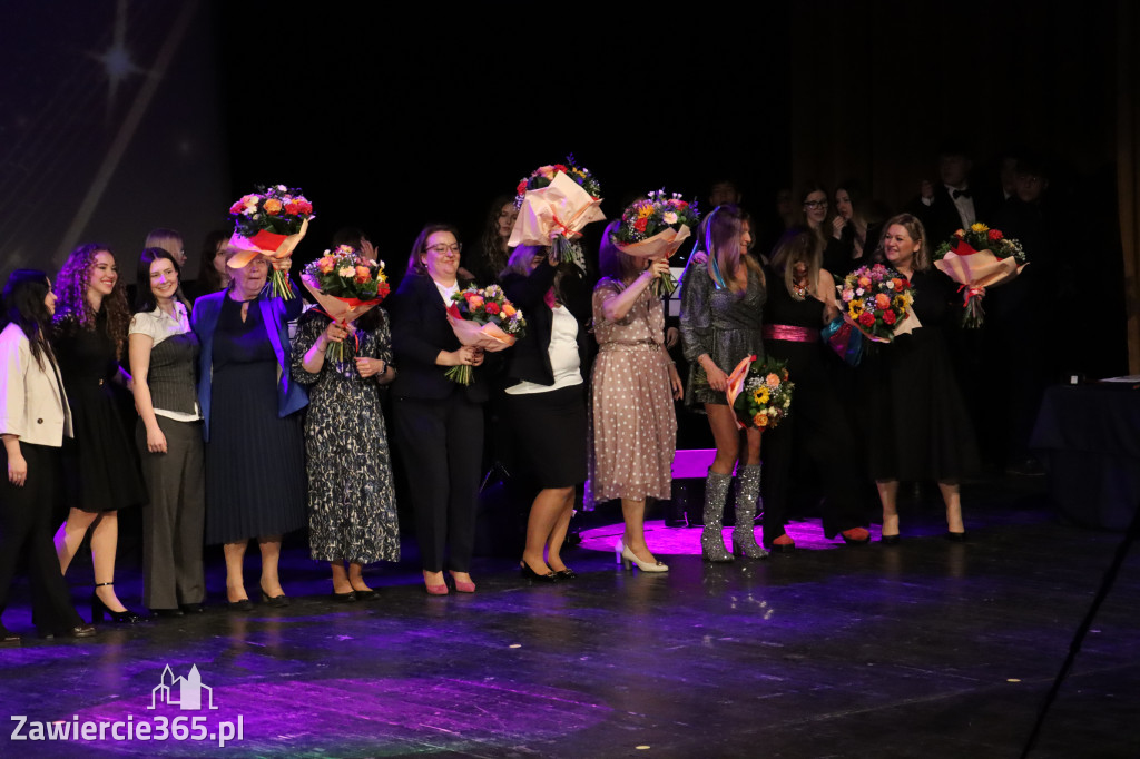 Fotorelacja III: Zakończenie roku szkolnego klas maturalnych I LO w Zawierciu