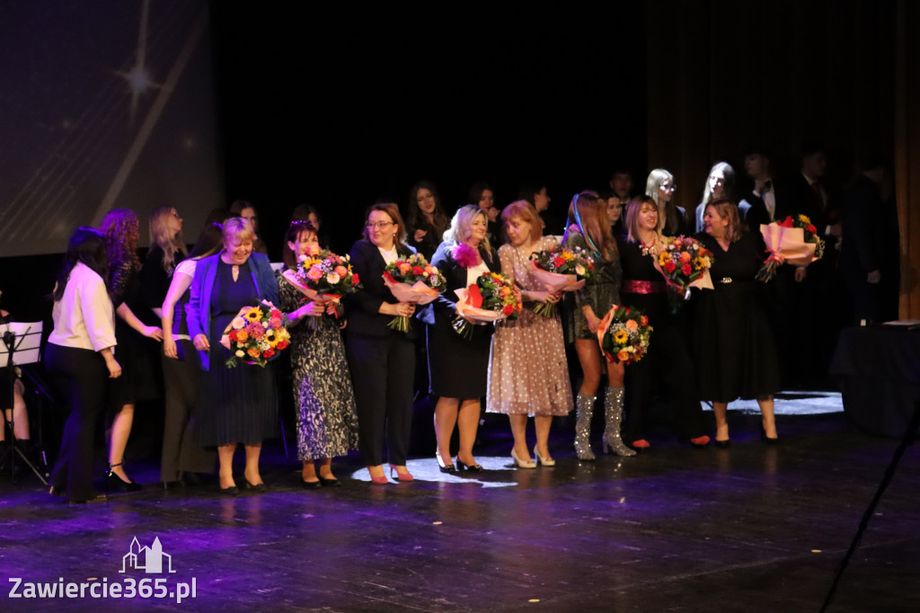 Fotorelacja III: Zakończenie roku szkolnego klas maturalnych I LO w Zawierciu