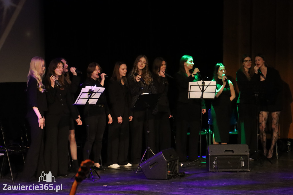 Fotorelacja III: Zakończenie roku szkolnego klas maturalnych I LO w Zawierciu