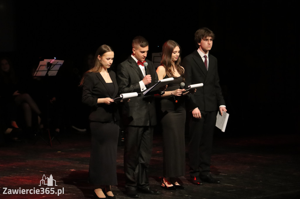 Fotorelacja III: Zakończenie roku szkolnego klas maturalnych I LO w Zawierciu