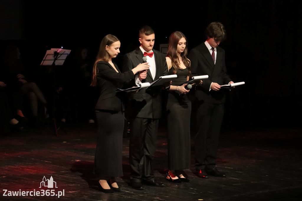 Fotorelacja III: Zakończenie roku szkolnego klas maturalnych I LO w Zawierciu