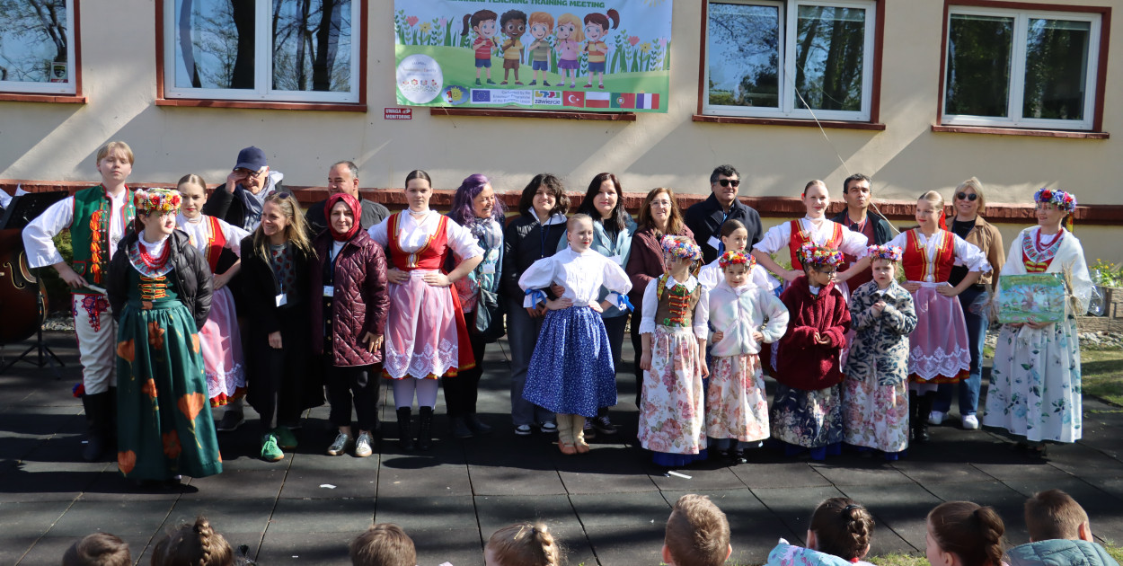 Fotorelacja: Powitanie partnerów projektu Erasmus+ w przedszkolu nr 1 w Zawierciu