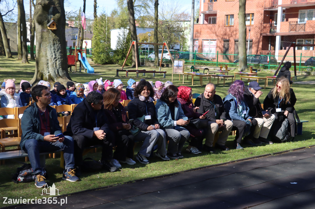 Fotorelacja: Powitanie partnerów projektu Erasmus+ w przedszkolu nr 1 w Zawierciu