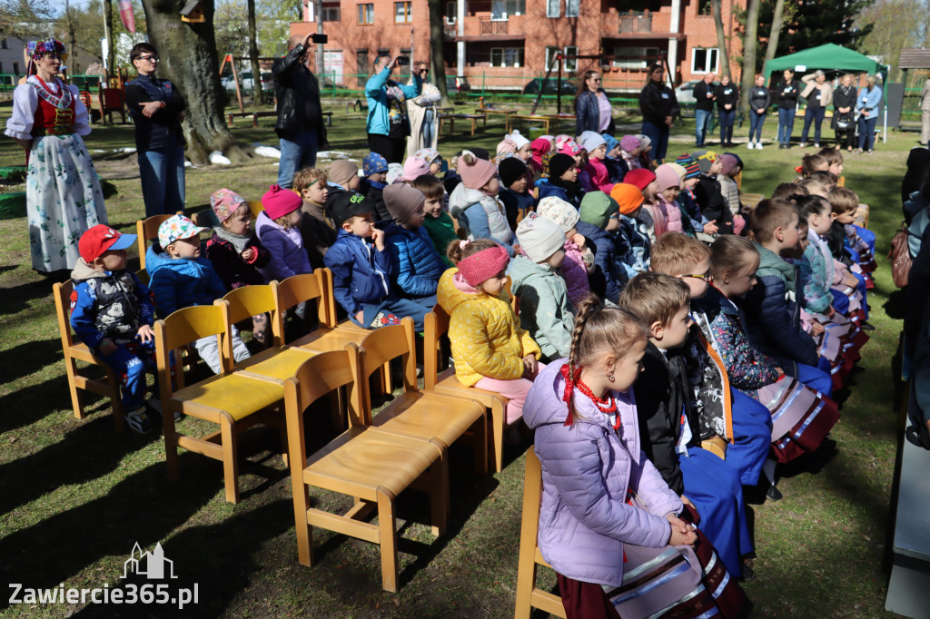 Fotorelacja: Powitanie partnerów projektu Erasmus+ w przedszkolu nr 1 w Zawierciu