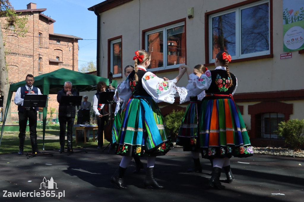 Fotorelacja: Powitanie partnerów projektu Erasmus+ w przedszkolu nr 1 w Zawierciu