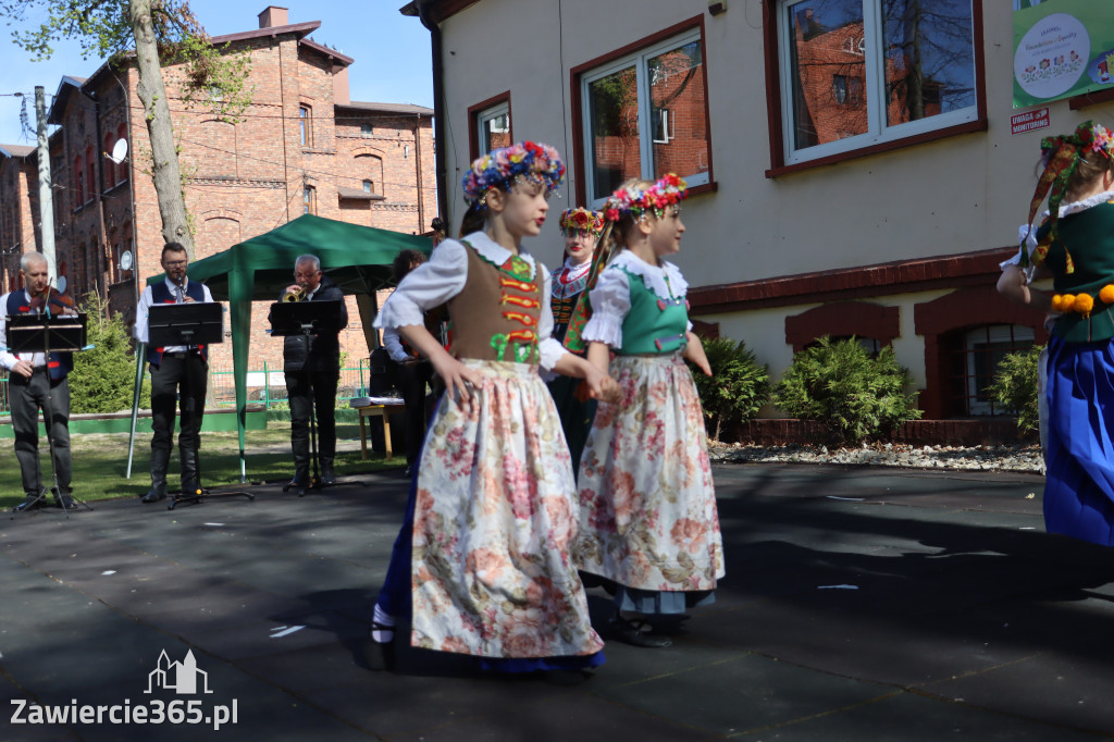 Fotorelacja: Powitanie partnerów projektu Erasmus+ w przedszkolu nr 1 w Zawierciu