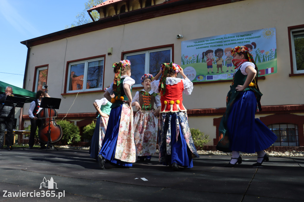 Fotorelacja: Powitanie partnerów projektu Erasmus+ w przedszkolu nr 1 w Zawierciu