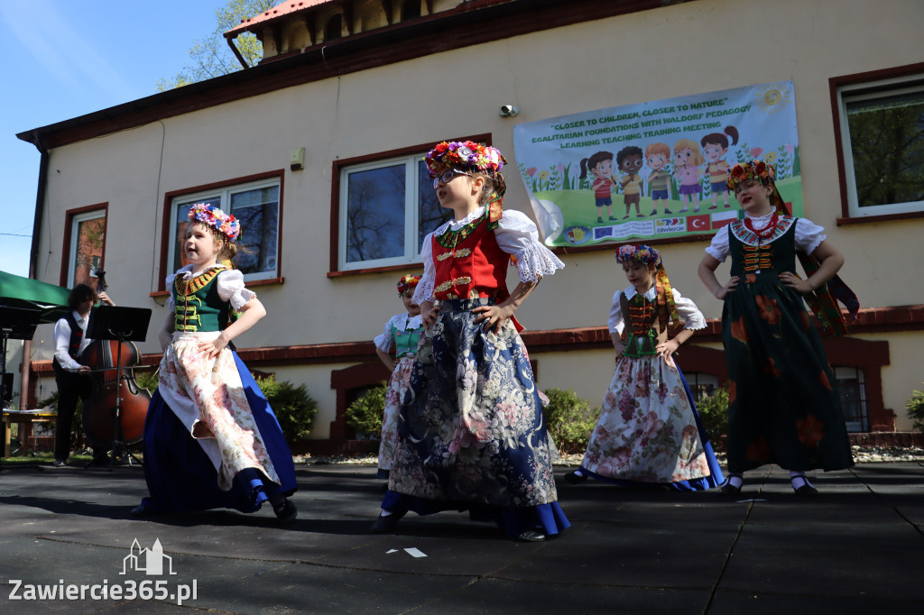 Fotorelacja: Powitanie partnerów projektu Erasmus+ w przedszkolu nr 1 w Zawierciu