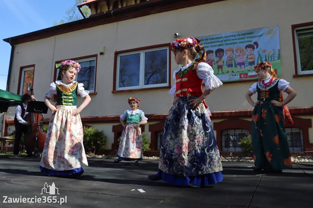 Fotorelacja: Powitanie partnerów projektu Erasmus+ w przedszkolu nr 1 w Zawierciu