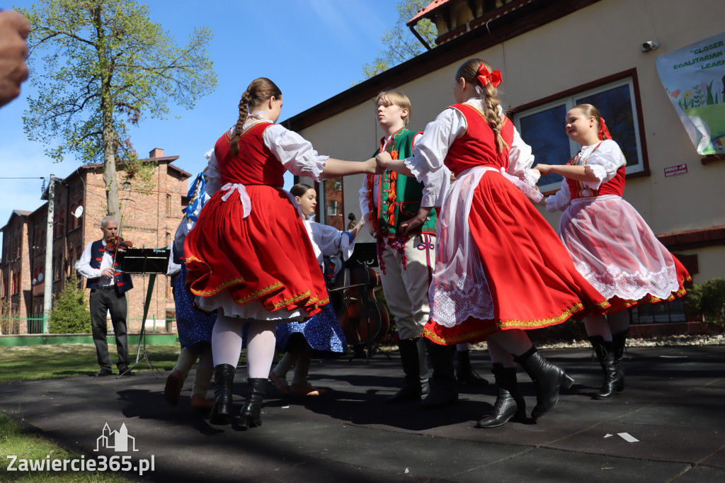 Fotorelacja: Powitanie partnerów projektu Erasmus+ w przedszkolu nr 1 w Zawierciu