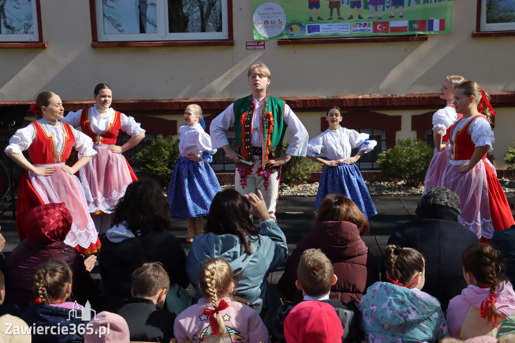 Fotorelacja: Powitanie partnerów projektu Erasmus+ w przedszkolu nr 1 w Zawierciu