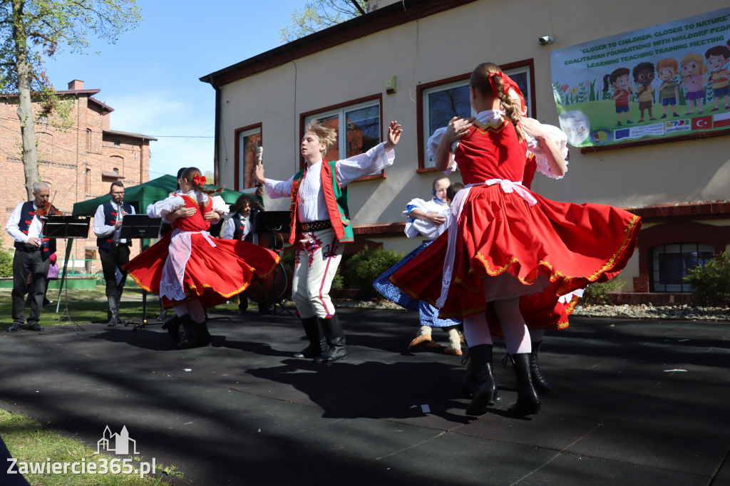 Fotorelacja: Powitanie partnerów projektu Erasmus+ w przedszkolu nr 1 w Zawierciu