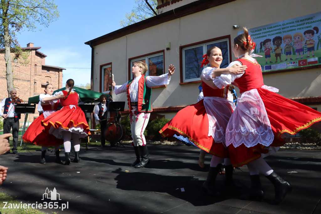 Fotorelacja: Powitanie partnerów projektu Erasmus+ w przedszkolu nr 1 w Zawierciu