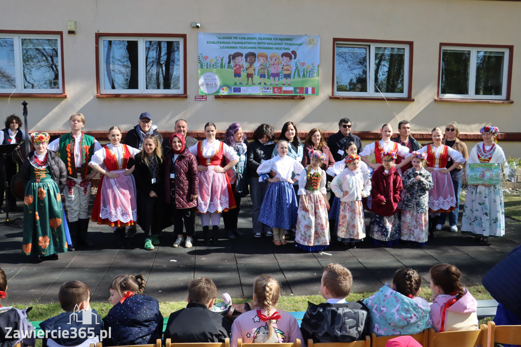 Fotorelacja: Powitanie partnerów projektu Erasmus+ w przedszkolu nr 1 w Zawierciu