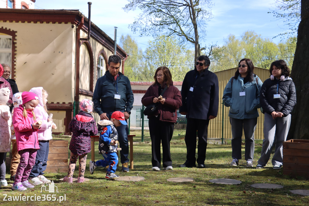 Fotorelacja: Powitanie partnerów projektu Erasmus+ w przedszkolu nr 1 w Zawierciu
