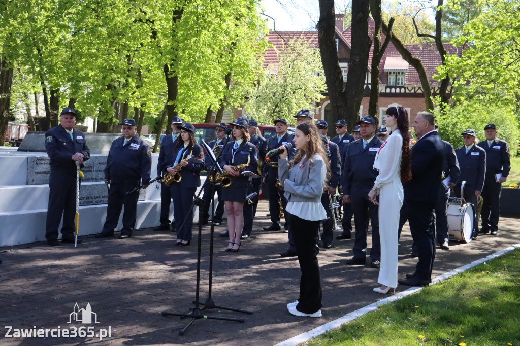 Fotorelacja Zawiercie: 235. rocznica uchwalenia Konstytucji 3 Maja