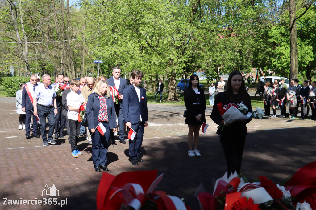 Fotorelacja Zawiercie: 235. rocznica uchwalenia Konstytucji 3 Maja