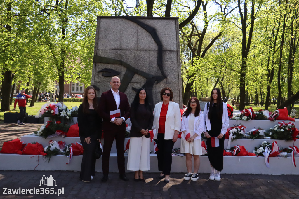 Fotorelacja Zawiercie: 235. rocznica uchwalenia Konstytucji 3 Maja