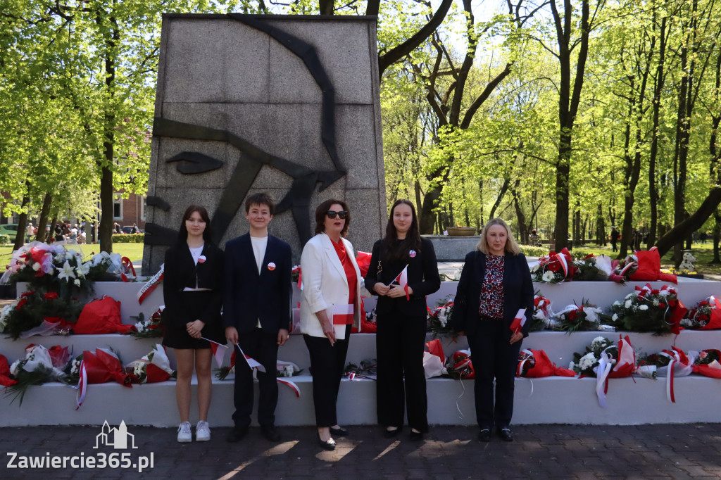 Fotorelacja Zawiercie: 235. rocznica uchwalenia Konstytucji 3 Maja