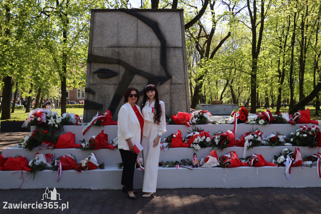 Fotorelacja Zawiercie: 235. rocznica uchwalenia Konstytucji 3 Maja