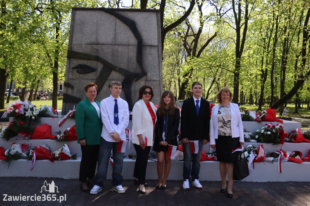 Fotorelacja Zawiercie: 235. rocznica uchwalenia Konstytucji 3 Maja