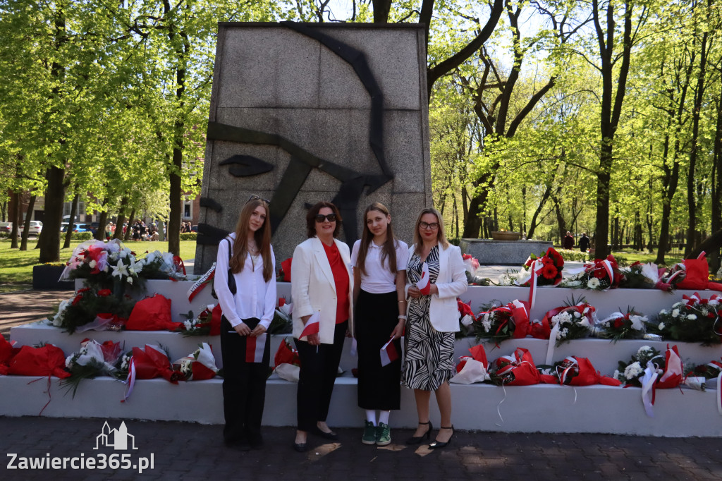 Fotorelacja Zawiercie: 235. rocznica uchwalenia Konstytucji 3 Maja