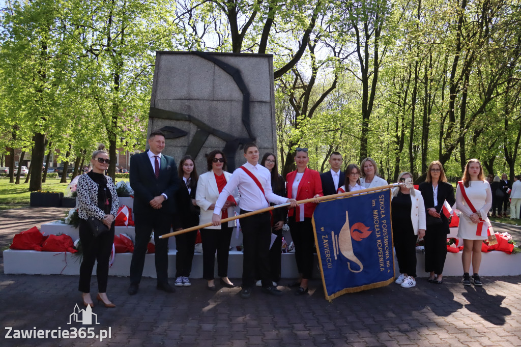 Fotorelacja Zawiercie: 235. rocznica uchwalenia Konstytucji 3 Maja