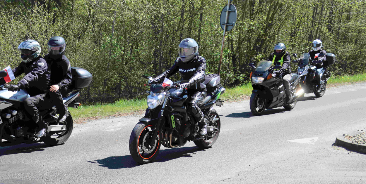 Fotorelacja I: IV Motopiknik w Łazach - parada motocykli