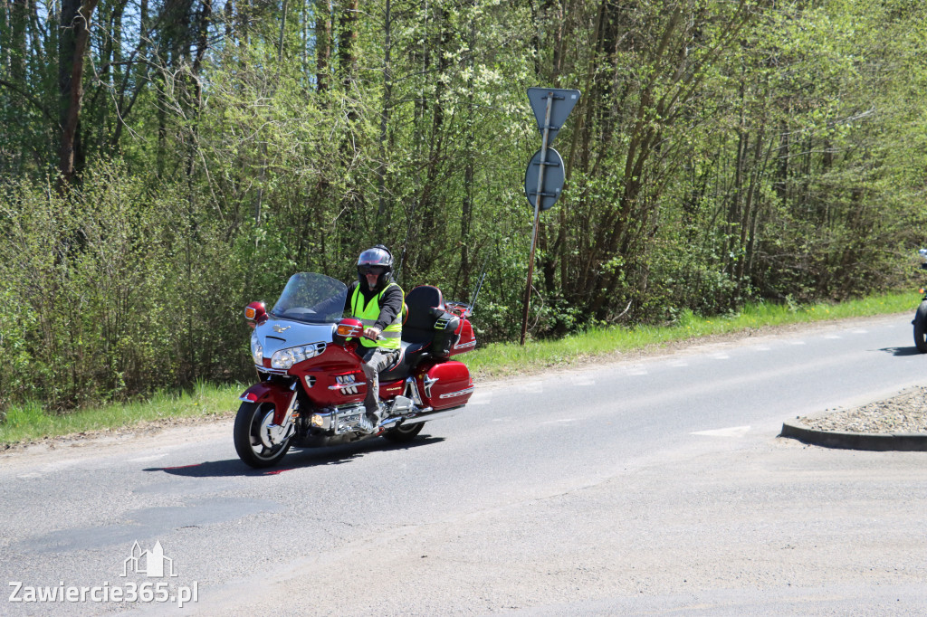 Fotorelacja I: IV Motopiknik w Łazach - parada motocykli