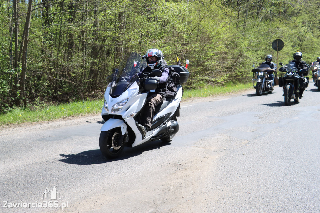 Fotorelacja I: IV Motopiknik w Łazach - parada motocykli