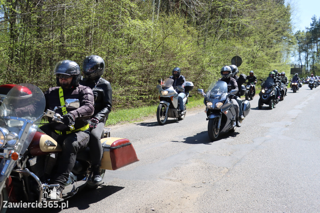 Fotorelacja I: IV Motopiknik w Łazach - parada motocykli