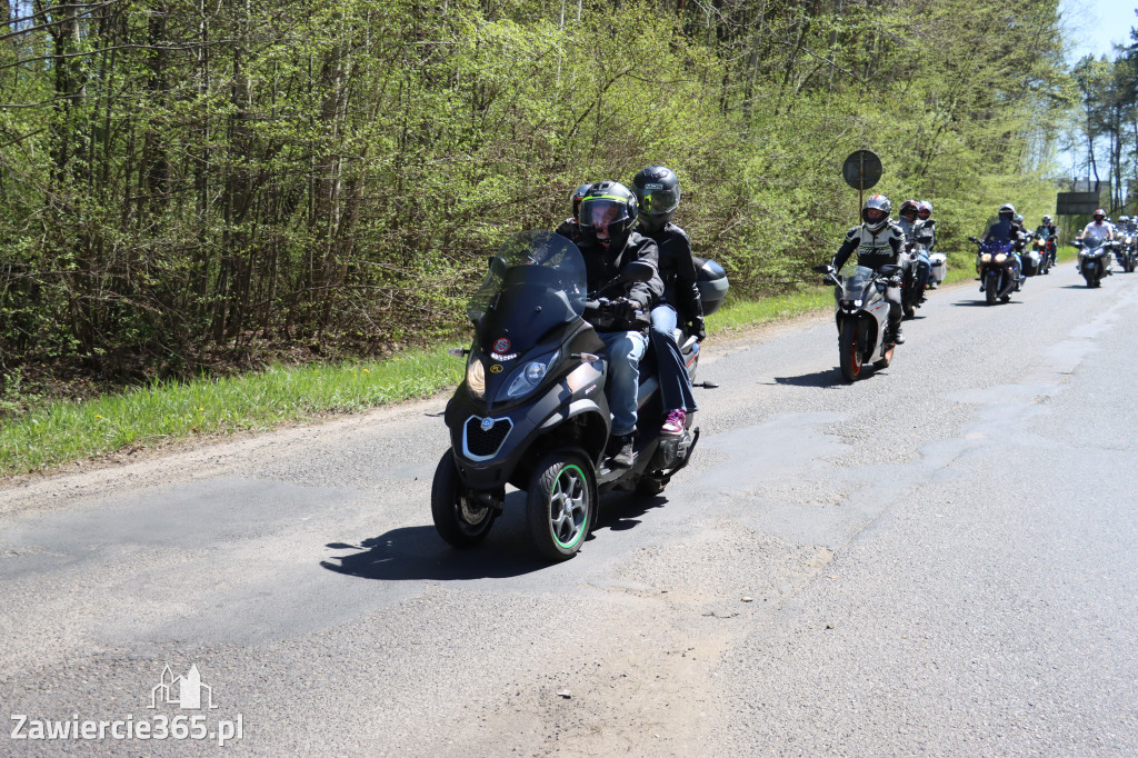 Fotorelacja I: IV Motopiknik w Łazach - parada motocykli