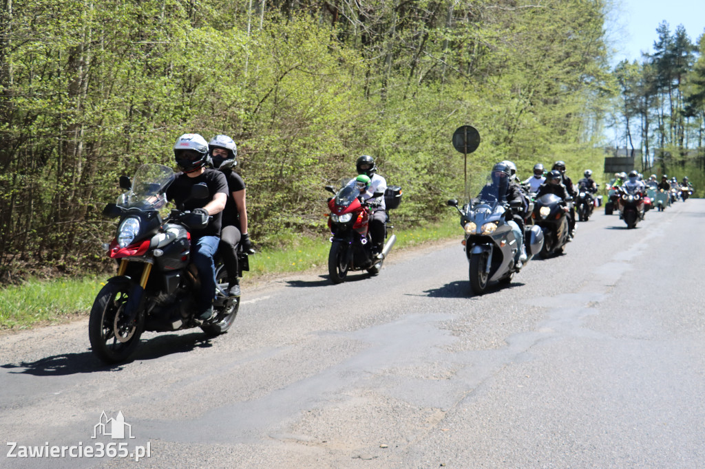 Fotorelacja I: IV Motopiknik w Łazach - parada motocykli
