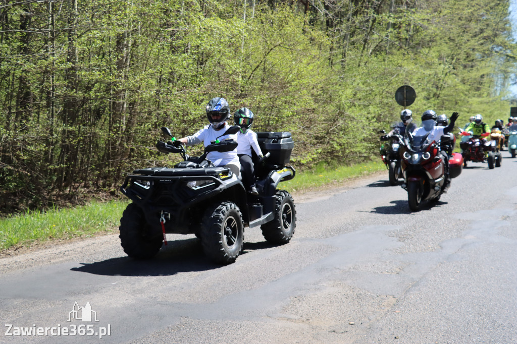 Fotorelacja I: IV Motopiknik w Łazach - parada motocykli