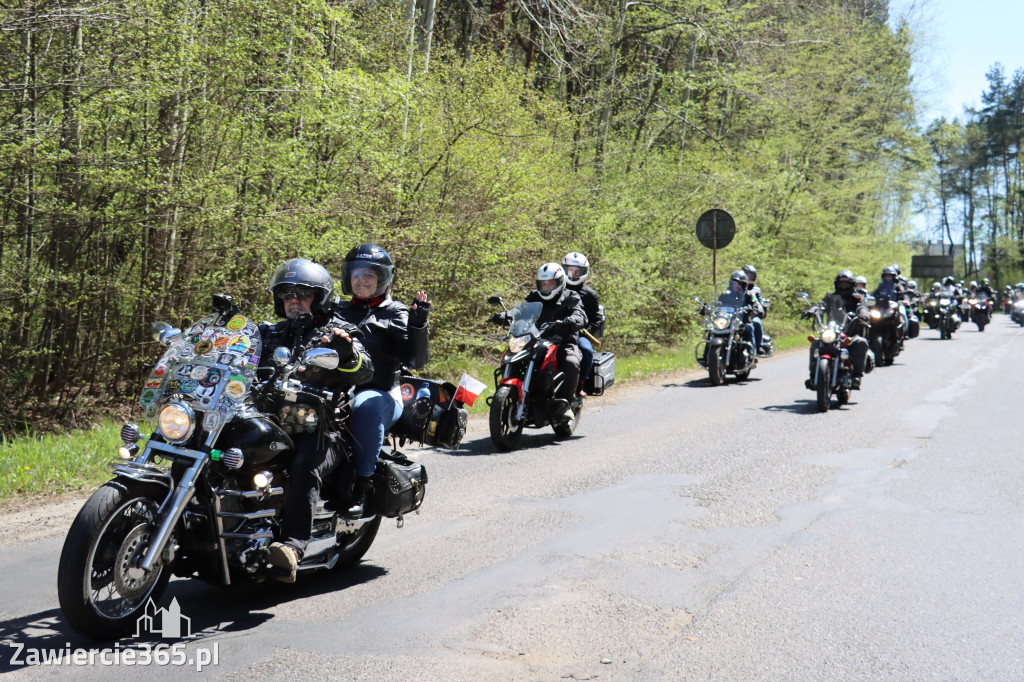 Fotorelacja I: IV Motopiknik w Łazach - parada motocykli