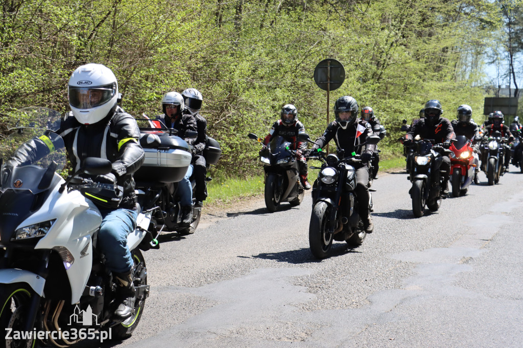 Fotorelacja I: IV Motopiknik w Łazach - parada motocykli