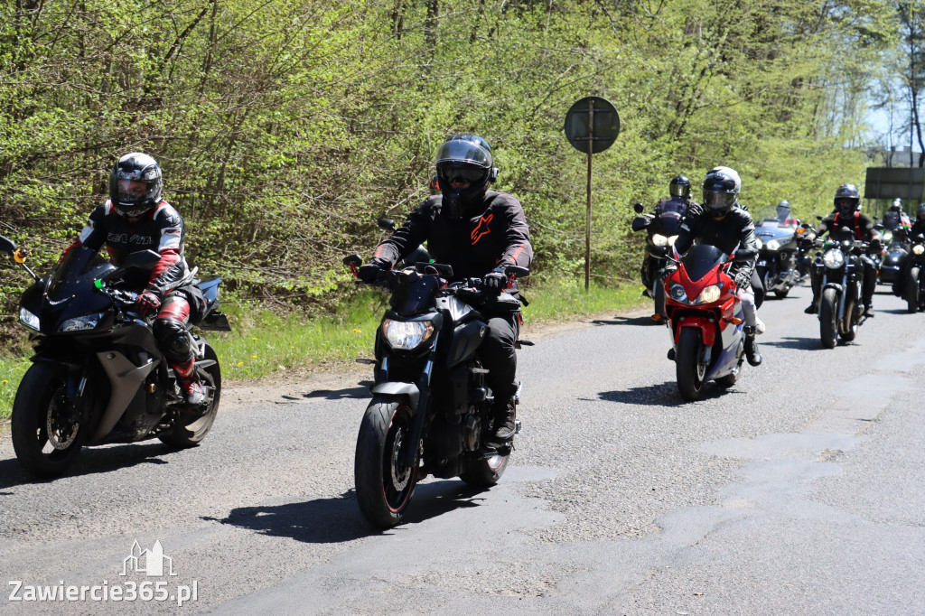 Fotorelacja I: IV Motopiknik w Łazach - parada motocykli