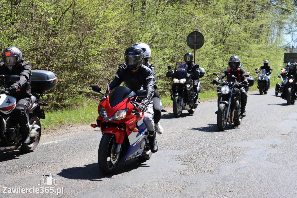 Fotorelacja I: IV Motopiknik w Łazach - parada motocykli