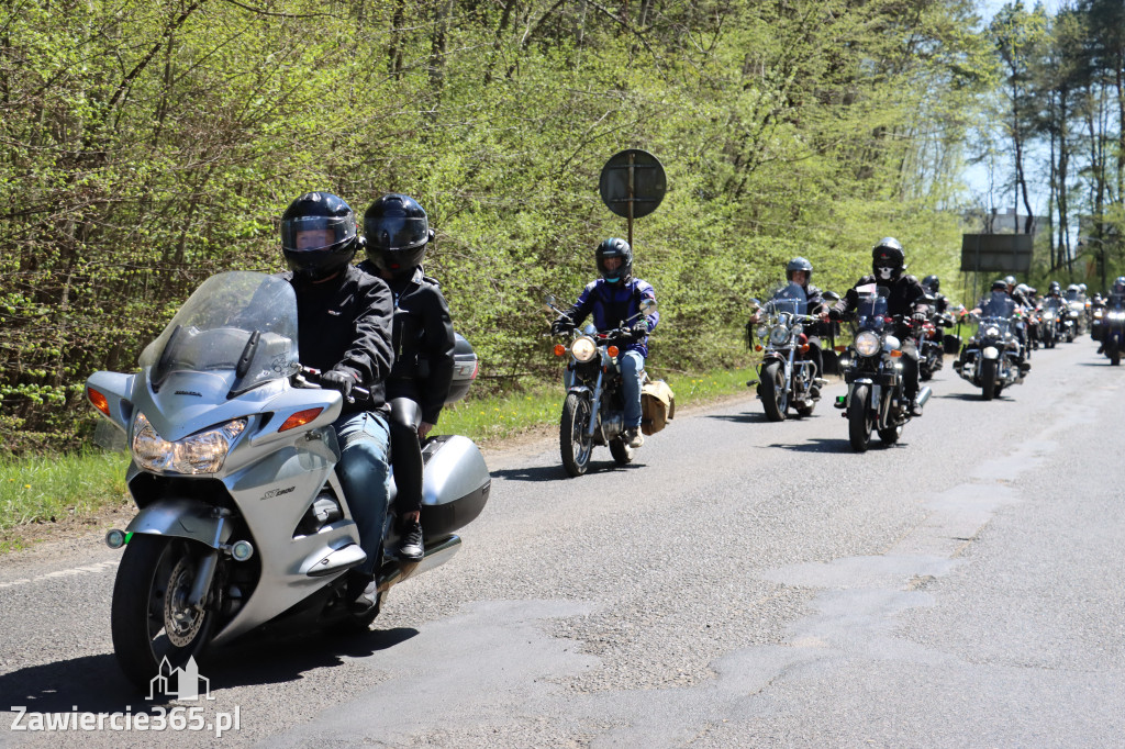 Fotorelacja I: IV Motopiknik w Łazach - parada motocykli