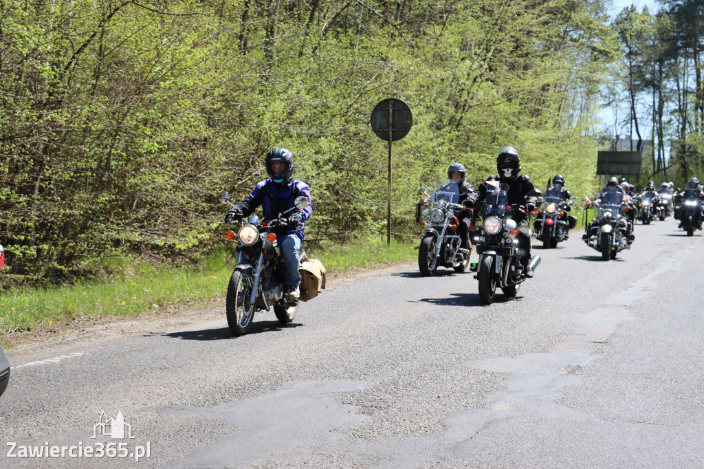 Fotorelacja I: IV Motopiknik w Łazach - parada motocykli