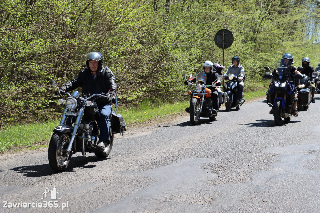 Fotorelacja I: IV Motopiknik w Łazach - parada motocykli