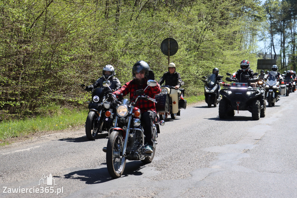 Fotorelacja I: IV Motopiknik w Łazach - parada motocykli
