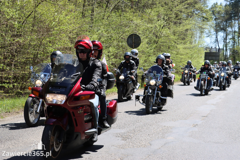 Fotorelacja I: IV Motopiknik w Łazach - parada motocykli