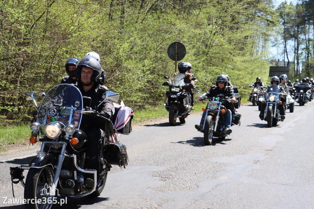 Fotorelacja I: IV Motopiknik w Łazach - parada motocykli