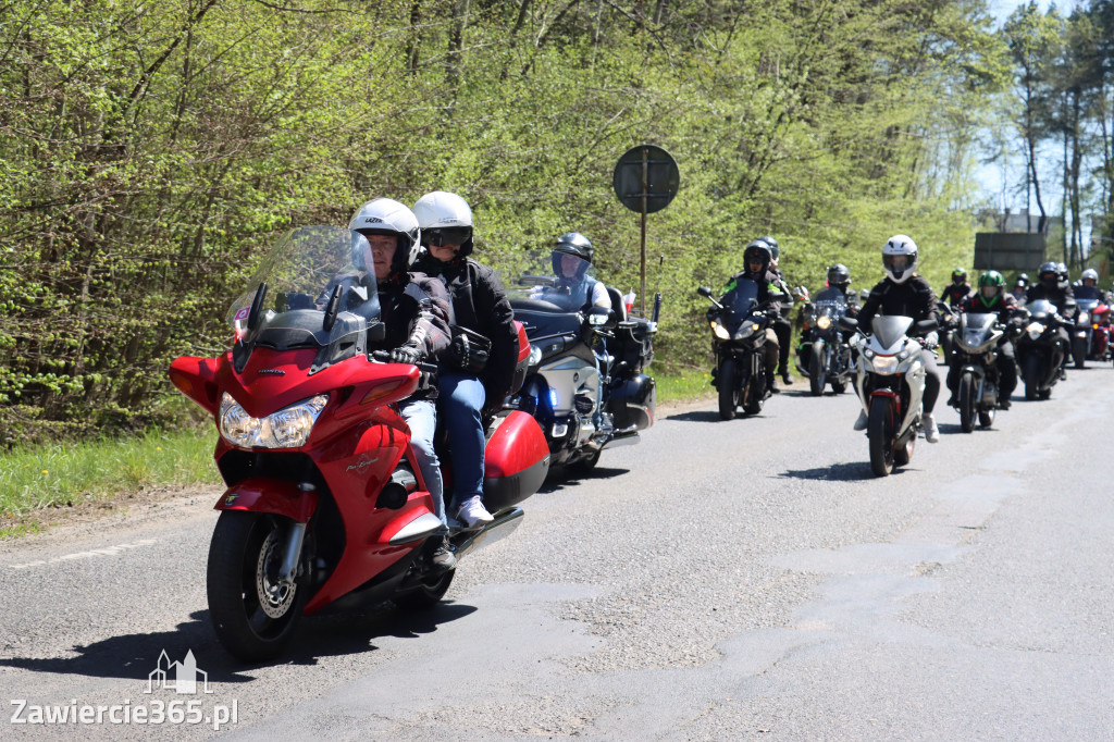 Fotorelacja I: IV Motopiknik w Łazach - parada motocykli